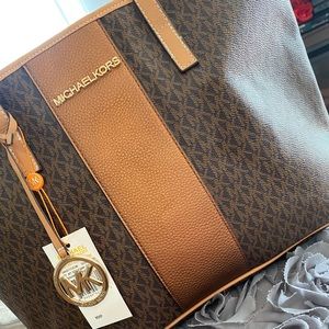 Michael Kors tote